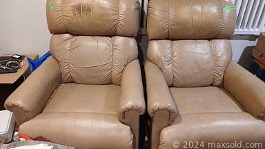 MaxSold Auction: This online auction features stereo components, vinyl records, vintage furniture, snow blower,  yard tools, bikes, patio furniture, garden planters, children’s books, teacup/saucer sets, rocking toy, living plants, Willow Tree figurines, camping gear, area rug, leather recliners, small kitchen appliances, Bunnykins, antique wall clock, chandelier, art glass, and much, much, more!!!