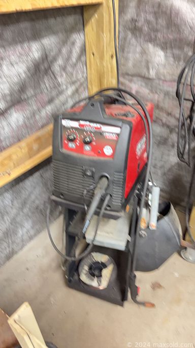 Auction 111067 (1 of 4)