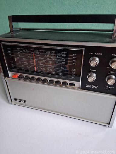 Auction 110044 (1 of 4)