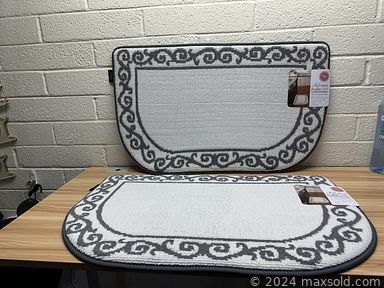 MaxSold Auction: This online auction features vintage mantel clock, vintage glass, vintage wood bowls, toys, gaming headset, sports equipment, power & hand tools, new work shirts, phone accessories, pet products, sports trading cards, Limoges miniatures, and much more!!