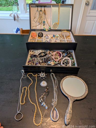 Auction 110351 (1 of 4)