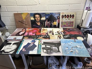 MaxSold Auction: This online auction features Halloween decor, coins, rolling coke cooler, LPs, disinfectant dispenser, essential oil diffuser, jade beauty tool, mirror, kitchen appliances, humidifier,  sofa slipcover, mattress topper, comforter, pet items, clothing, trading cards, coin and stamps, cameras, rolling laundry hamper, lamps, lights, fishing lot, bubble & pop pop items, kids toys, laundry supplies and much more.