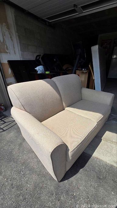 Auction 109837 (2 of 4)