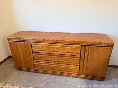 Auction 105990 (2 of 4)