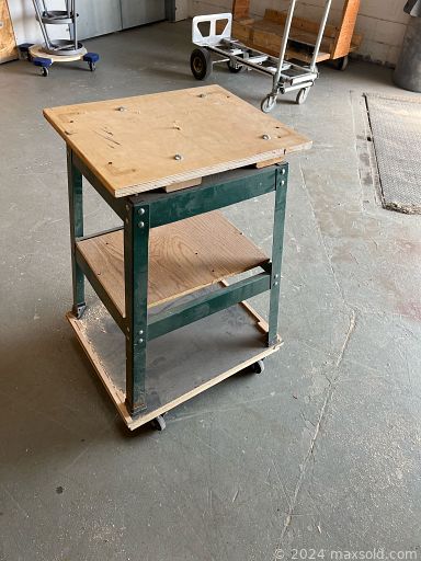 Auction 110124 (1 of 4)