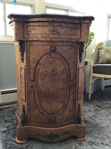 Auction 103788 (1 of 4)