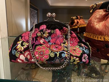 MaxSold Auction: This online auction features perfume bottles, jewelry, women’s shoes & clothing, Mary Frances purses,  gold jewelry, and much, much, more!!!