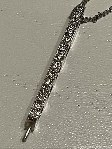 MaxSold Auction: This online auction features perfume bottles, jewelry, women’s shoes & clothing, Mary Frances purses,  gold jewelry, and much, much, more!!!