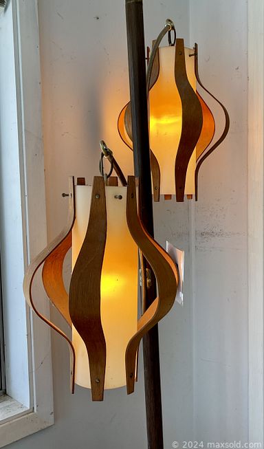 MaxSold Auction: This online auction includes furniture such as a vintage dining room table, bookcase, filing cabinets, sideboard, patio furniture, Cole Steel tanker desk, child’s rocker, oak bedroom set and others, gone with the Wind lamp, MCM floor lamp, hurricane lamps, electronics, Lionel train set and accessories, rugs, vintage telephone, toys, stamps, maps, ephemera, magazines, books, tools, hardware, wall art, garden tools, cut glass, carnival glass, decor, kitchenware, clothing, accessories, jewelry, clocks, Sentry safe and many more!