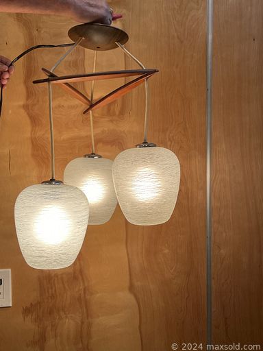 MaxSold Auction: This online auction features MCM furniture & lighting, art glass, vintage jewelry, cameras, telescope, vintage model train, vintage head vase, soapstone figures, vintage Pyrex, wooden carvings, vintage linens, hobnail lamps, studio pottery, vintage clothing, cookie jar, vinyl records, trinket boxes, vintage children’s books, comics, vintage keychains, crochet & quilts, Coca-Cola collectibles and much more!