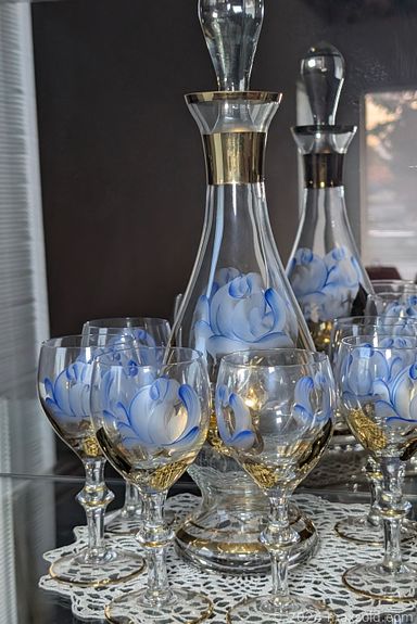 MaxSold Auction: This online auction features cookie jar, art glass, patio furniture, angel collection, bar stools, souvenir spoon collection, puzzles, porcelain figurines, Blue Mountain Pottery, decanters, wooden statues, S & P shakers, teacup/saucer sets, jewelry, vintage dolls, men’s clothing, coins, BBQ grill, vinyl records, power & hand tools, power washer, fishing gear, and much, much, more!!!