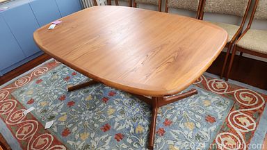 MaxSold Auction: This online auction features costume jewelry, golf accessories, cameras, binoculars, Fenton glass, marionette horse, camel saddle, comics, watches, teak furniture, leather sofa, TV, games, area rugs, small kitchen appliances, office supplies, sewing machine, vinyl records, sports equipment, stereo components and much more!