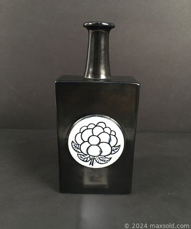 MaxSold Auction: This online auction features a vintage windsurfing board, books, vintage train set, banners, patches, Japanese plates, decor, MCM tray and much more!