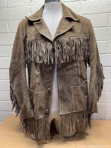 MaxSold Auction: This online auction features camping gear, costume jewelry, video games, laptops, tablets, Legos, beauty appliances, children’s books, kitchen gadgets, grow lights, small kitchen appliances, sewing machine, outerwear, power & hand tools, DVDs, Pokemon cards, bedding,  vintage toys, sports trading cards, art supplies, comics and much more!