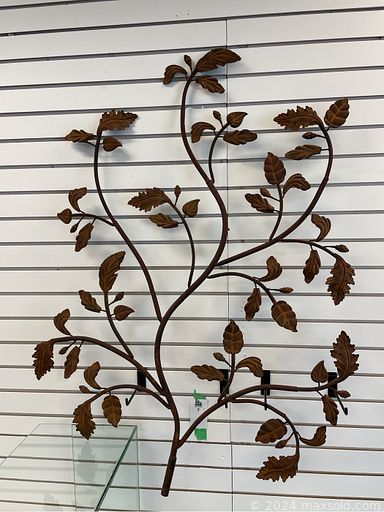 MaxSold Auction: This online auction features metal wall art, beach collectibles, art glass, mirror,  decorative boxes, coffee table books, Moorcroft vase, collector plates, children’s books, Royal Doulton dishware, tea set, computer monitors, yard tools, costume jewelry, and much, much, more!!