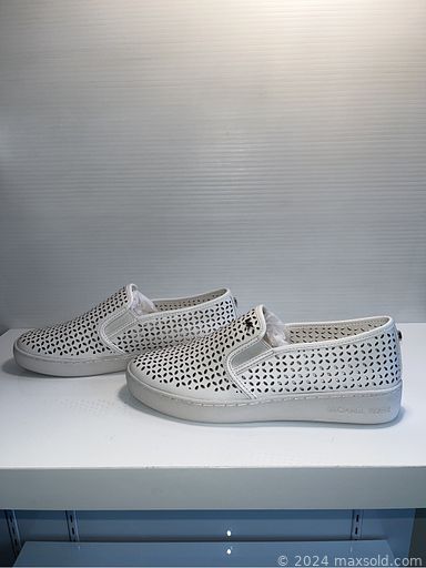 MaxSold Auction: This online auction features new ladies\' shoes such as Michael Kors, Naturalizer, Steve Madden, Clarks, Hush Puppies, Gabor, Asics, Hi-Tec, Ciabatta’s, and boot trees, and new men’s shoes such as Ecco, Clarks, Saucony, Birkenstock, and Kid’s shoes, Geox, Asics and much more!