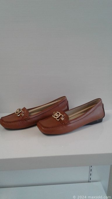 MaxSold Auction: This online auction features new men’s shoes, new women’s shoes & boots, new kids\' shoes, new eyeglass frames and much more!!