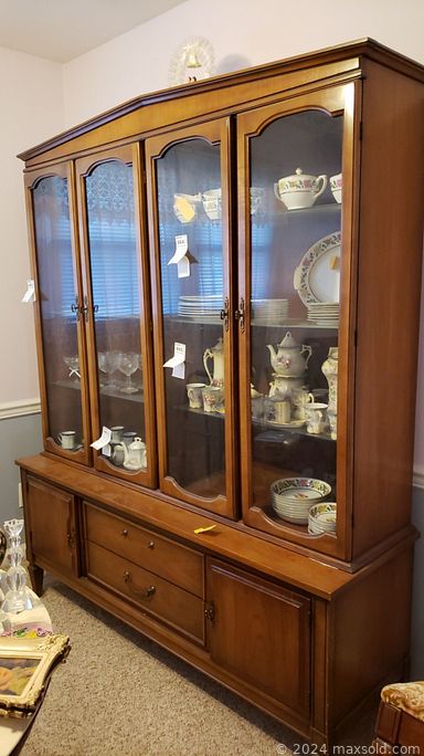 MaxSold Auction: This online auction features furniture such as a china cabinet, hall tree, chairs, microwave cart, curio cabinet, black barstools, decorator table and more, lamps, Mikado china, Syroco style wall hangings, figures and statue, wall art, small kitchen appliances, cutlery, kitchenware, Elvis memorabilia, Craftsman mower and other yard tools, dustbuster, singed tea sets, hardware and much more!