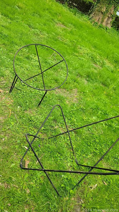 MaxSold Auction: This online auction features art supplies, men’s clothing, outerwear, antique tables, woodworking supplies, yarn, fabric, art pottery, day bed, vinyl records, sewing machine, mirrors, power & hand tools, desk, toys, posters, string art, tiller, vintage fridge, and much, much, more!!