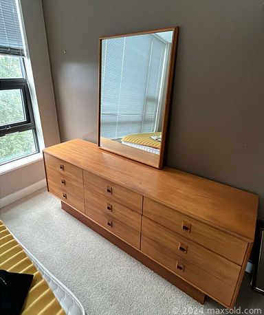Auction 115978 (1 of 4)