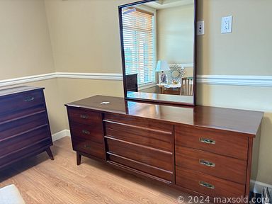 Auction 113213 (1 of 4)
