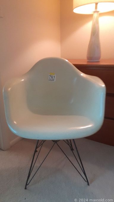 MaxSold Auction: This online auction features furniture such as a dining set, sofa, credenza, wood cabinet, bar stools, MCM fiberglass chair, dresser, Tetrad chair and others, jewelry, accessories, Kodak projector, linens, clothing, accessories, home health aids, kitchenware, small kitchen appliances, vases, decor, lamps, books and much more!