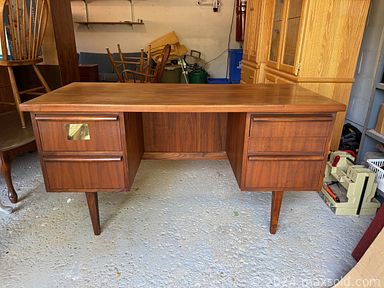 Auction 114368 (2 of 4)
