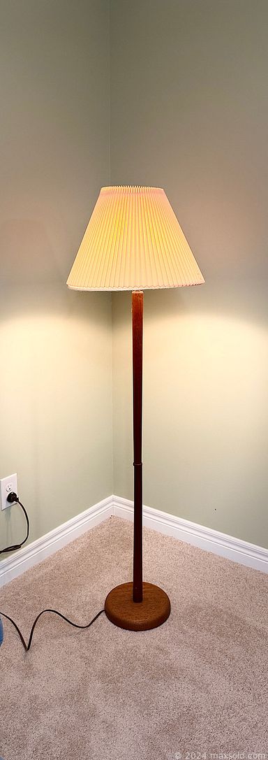 Auction 112195 (1 of 4)