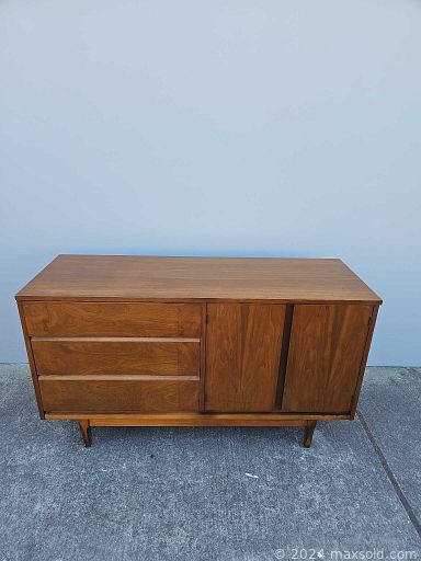 Auction 109667 (3 of 4)