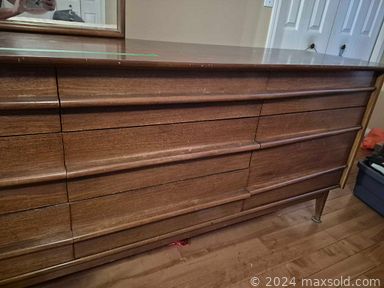 Auction 110400 (2 of 4)