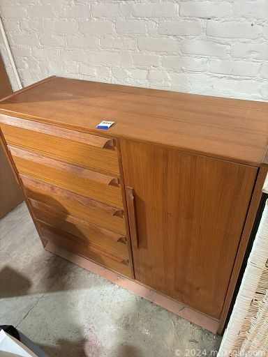 Auction 112698 (3 of 4)