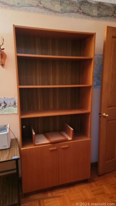 MaxSold Auction: This online auction features oak dining table & chairs, area rugs & runners, desks, office chairs, printer, wicker furniture, daybed, small kitchen appliances, sewing supplies, fabric, yarn, office supplies, vacuums, men’s clothing, lederhosen, Barry Leighton-Jones artwork, patio furniture, garden art, live plants, garden pots, smoker, camping gear, fishing gear, hand tools, and much more!