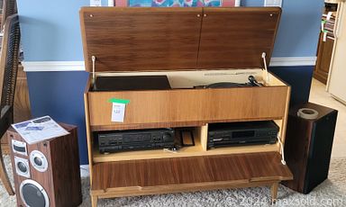Auction 115432 (3 of 4)