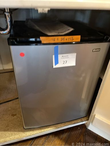 MaxSold Auction: This online auction features TVs, gorilla collection, games, mini fridge, Folk Art, upright piano, silver serving items, dollhouse & furniture, craft supplies, fabric, exercise equipment, stereo components, chicken collectibles, men’s & women’s clothing, wicker furniture, costume jewelry,  decorative plates, small kitchen appliances, yard tools, hand tools, patio furniture, and much more!