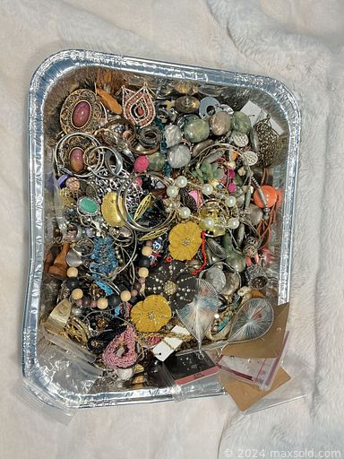 Auction 114387 (1 of 4)