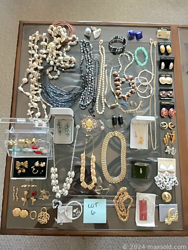 Auction 105757 (3 of 4)