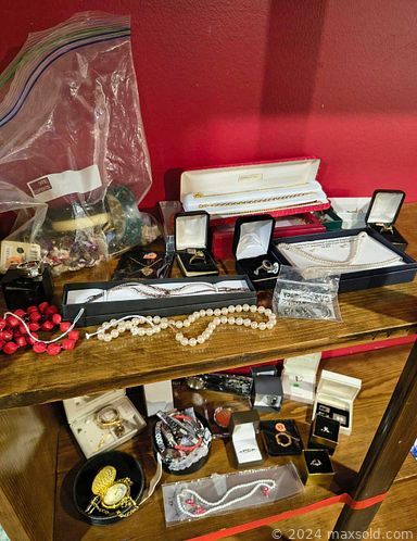 Auction 109358 (3 of 4)