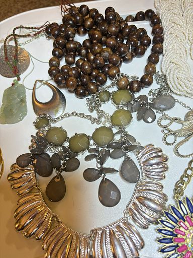 Auction 106063 (2 of 4)