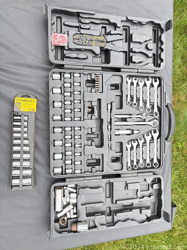 Auction 113768 (2 of 4)