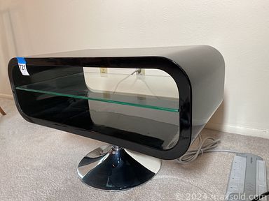 MaxSold Auction: This online auction features furniture such as a dining set, sofa, credenza, wood cabinet, bar stools, MCM fiberglass chair, dresser, Tetrad chair and others, jewelry, accessories, Kodak projector, linens, clothing, accessories, home health aids, kitchenware, small kitchen appliances, vases, decor, lamps, books and much more!