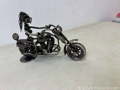 MaxSold Auction: This online auction features new beauty products, craft supplies, new men’s & women’s clothing, carded Hot Wheels, games, DVDs, NIB garage light, vintage buttons, men’s shoes, sewing machine accessories, NIB transceivers, new puzzle, fishing gear, NIB beauty appliances, car accessories, DVDs, costume jewelry, Pokemon collectibles, and more!