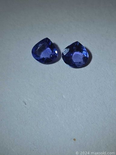 MaxSold Auction: This online auction features loose gemstones, including sapphires, opals, emeralds, tanzanites, aquamarines, spinels, garnet, heliodor, and more!
