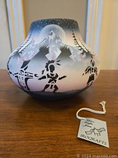 MaxSold Auction: This online auction features leather stools, Red Rose Wade figurines, art glass, Boyds Bears figurines, Funko Pops, games, puzzle, new scooters & skateboards, small kitchen appliances, office supplies, jewelry armoire, Cherished Teddies, children’s books, graphic novels, costume jewelry, vintage toys, art pottery, and much, much, more!!!