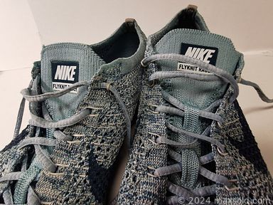 MaxSold Auction: This online charity auction features framed artwork, vintage jewelry, home decor, footwear, DVDs, and much more!