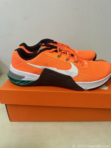 MaxSold Auction: This online auction features new items such as men’s & women’s shoes, toys, work lights & gloves, fishing gear, beauty products, loose sapphires, hand tools, auto accessories, pet products, costume jewelry, craft supplies, office supplies, sports equipment, and much, much, more!!