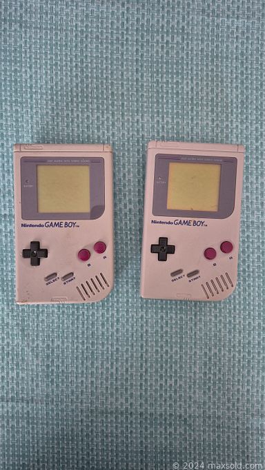 MaxSold Auction: This online auction features outdoor bistro set, BMP, collector plates, video game console & games, Royal Doulton figurines, vintage typewriter, teacup/saucer sets, Snowbabies, collectible thimbles, small kitchen appliances, TV, cedar chest, office suite, sewing machine, leather chair, yard tools, and more!