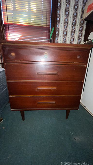 Auction 116950 (2 of 4)