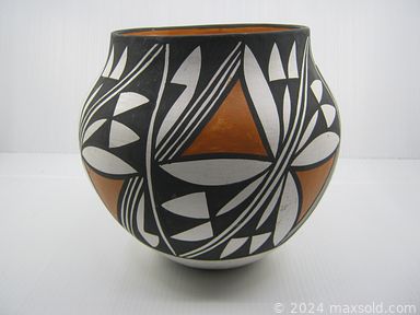 Auction 104280 (1 of 4)