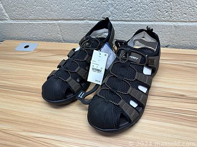 MaxSold Auction: This online auction features coins, camping gear, fitness gear, metal detector, desk, new men’s & women’s shoes, decorative plates, pet products, music boxes, comics, maternity clothes, sports trading cards, homeschool supplies, art glass and much more!