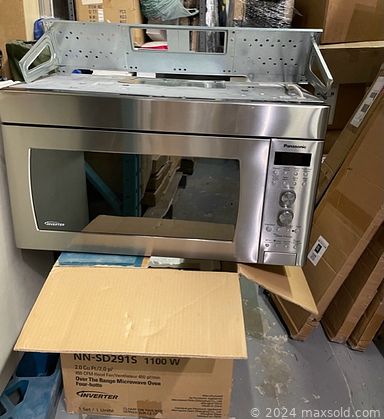 MaxSold Auction: This online auction features Uros 10.6’x32’x6’ standup Paddleboard, Dyson V15B cordless vacuum, Cuisinart 4.5 Qt stand mixer, Huntington GF39-TRAD Full Size Classical Guitar, Adjustable Trailer Dolly, Alpine Cuisine, Brand New Steering Wheel Desk and much more!